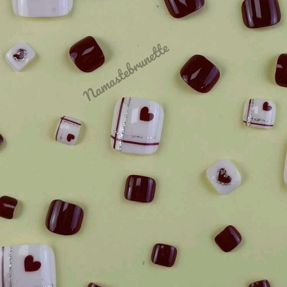 2/$16 Red Hearts To Press On Toenails - Picture 10 of 17